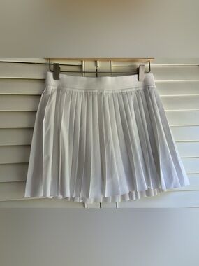 Athleta Match Point High Rise Pleated Skort size small